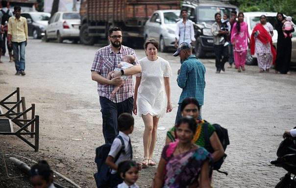 Ӣ����Զ��ӡ�������У�ȴ�����뺢���ž�